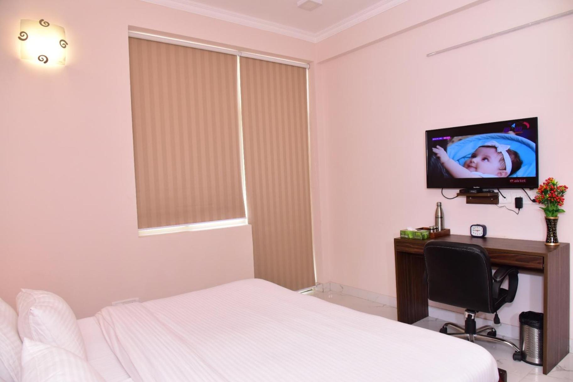 Arkaya Inn Gurgaon Exterior photo
