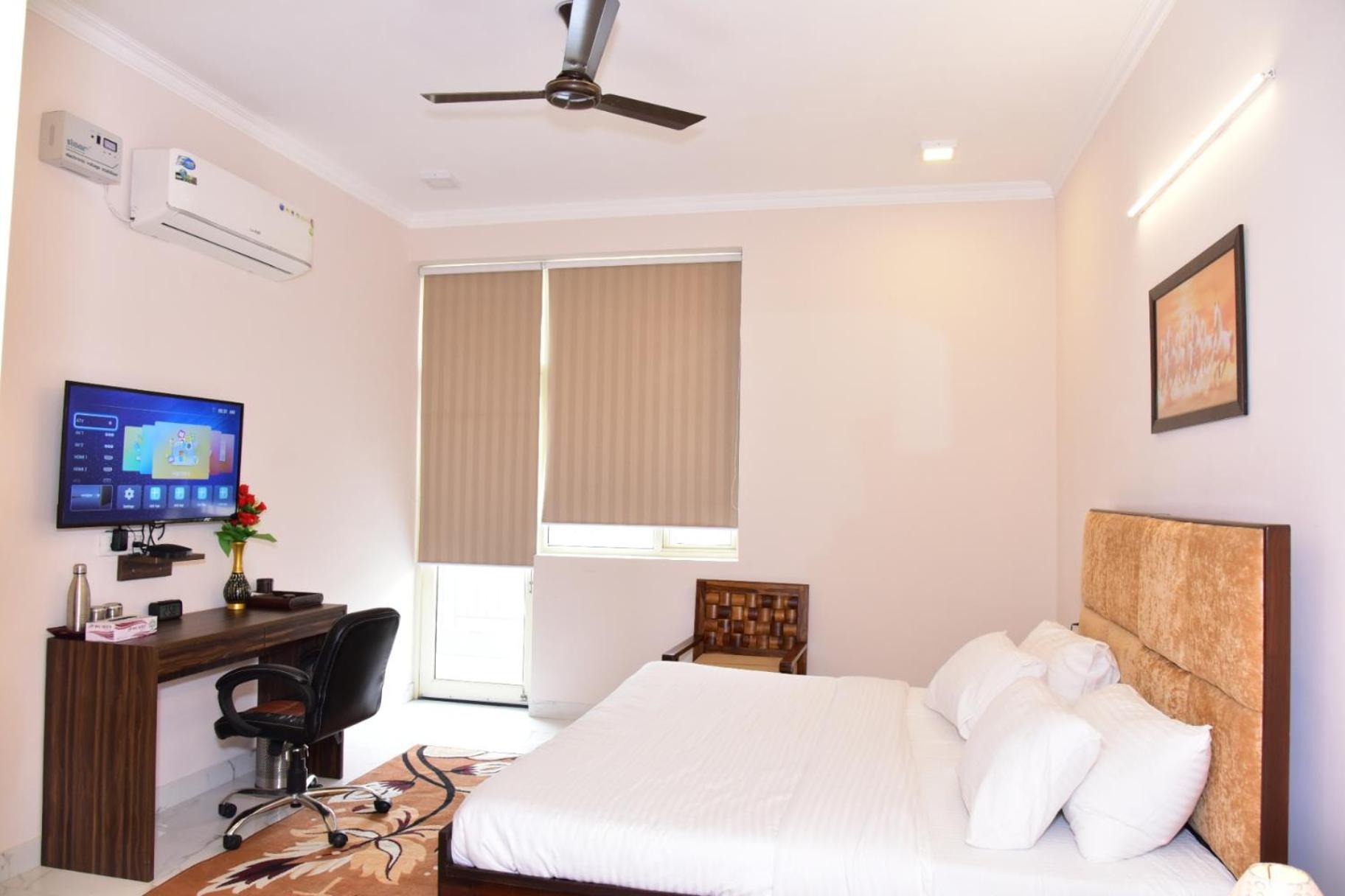Arkaya Inn Gurgaon Exterior photo