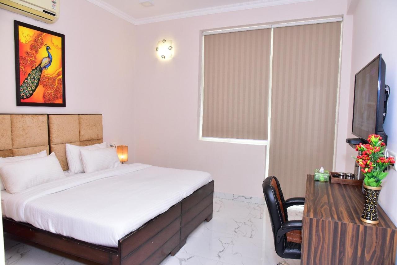 Arkaya Inn Gurgaon Exterior photo
